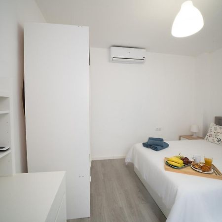1 Room Playa Pedregalejo Málaga Extérieur photo